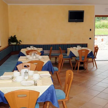 Agritur Veduta Bed & Breakfast Trento